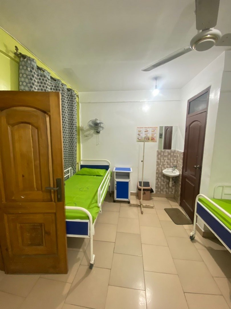 Emmanuel hospital and schools (26)