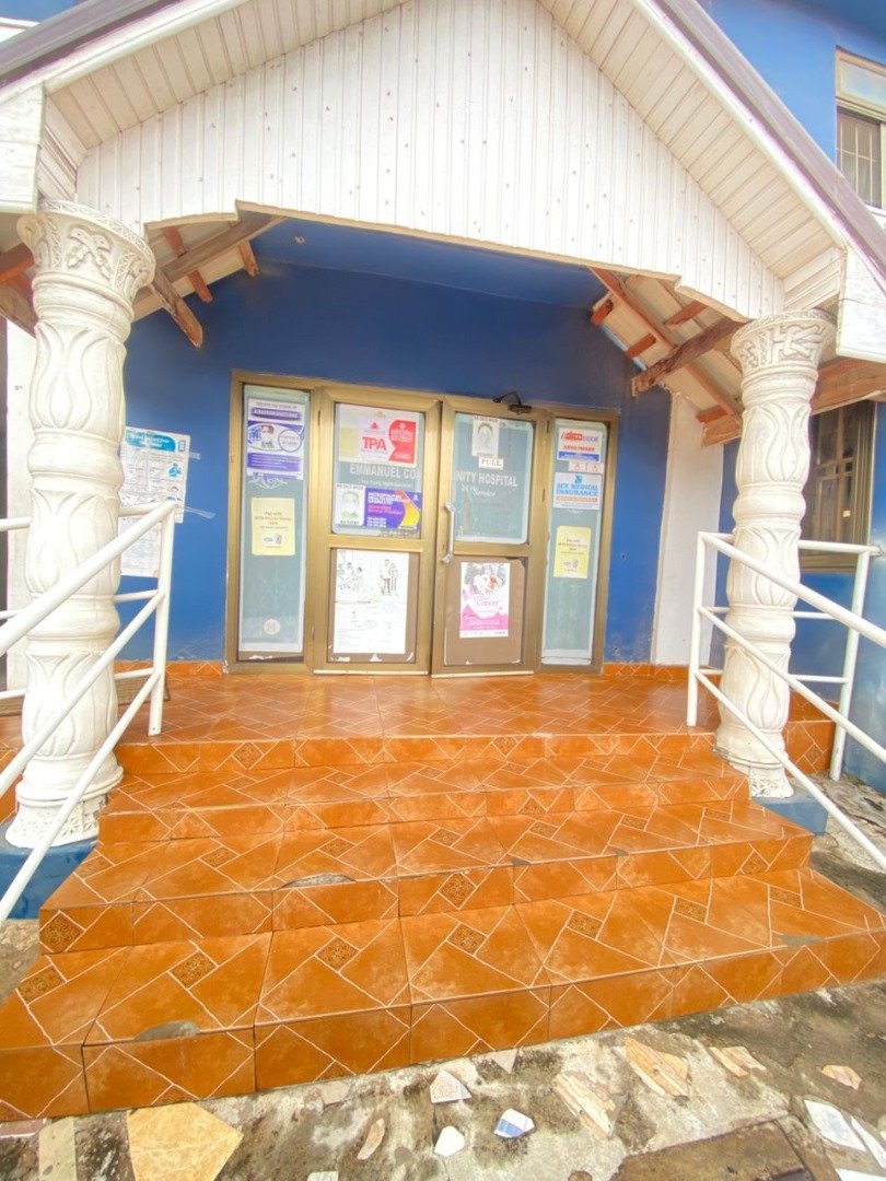 Emmanuel hospital and schools (33)