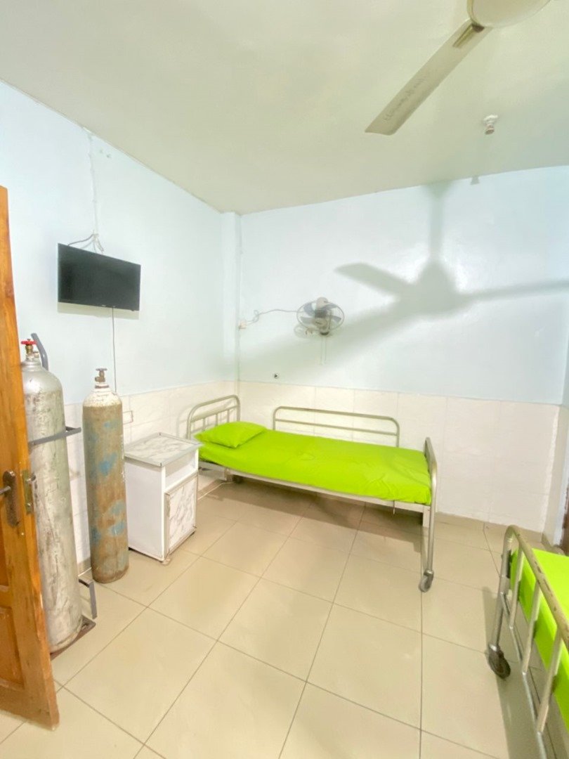 Emmanuel hospital and schools (37)