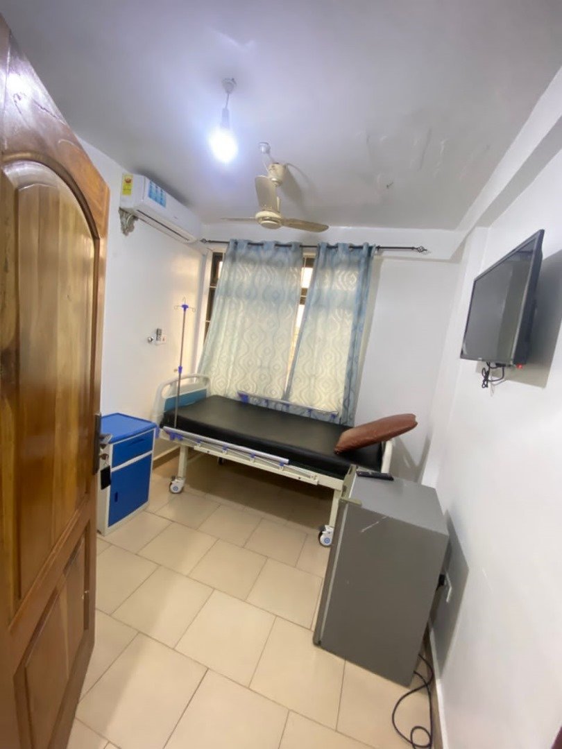 Emmanuel hospital and schools (43)