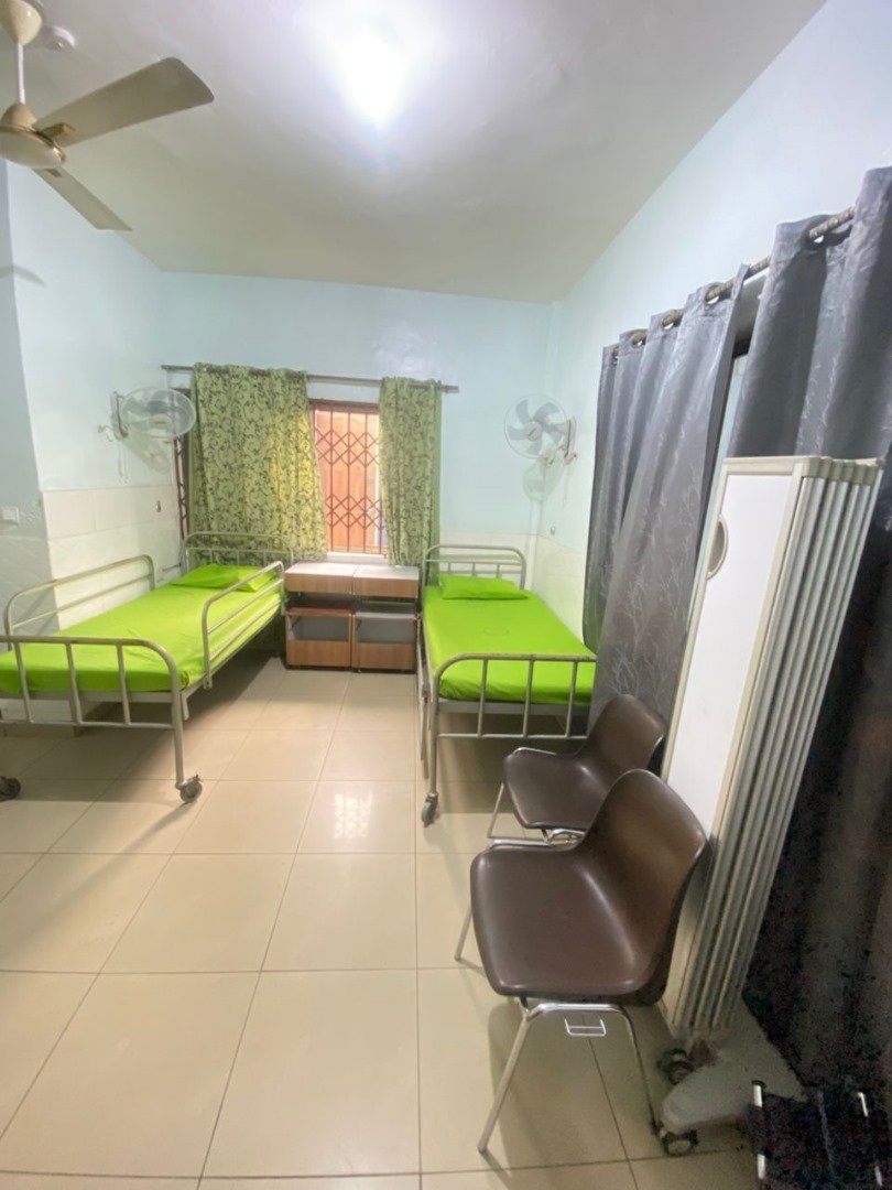 Emmanuel hospital and schools (46)